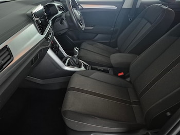 Used Volkswagen T-Roc 2023 for sale - 79194623: Photo