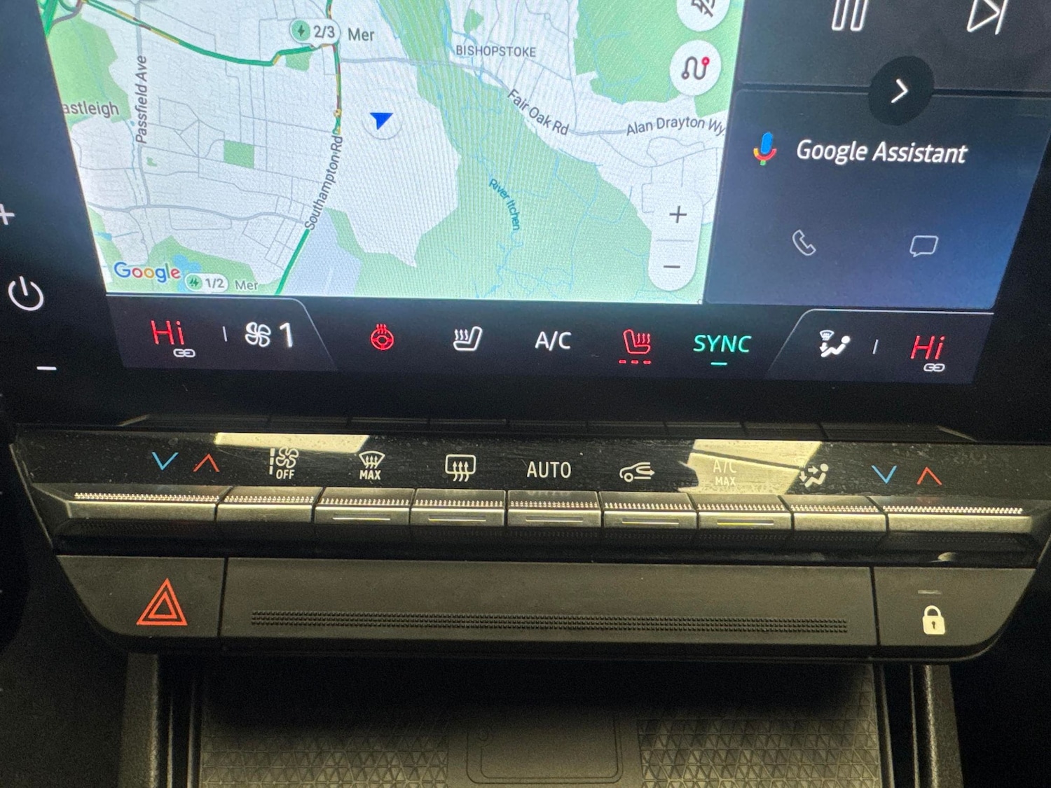 Used Renault Megane E Tech 2023 for sale - 77663170: Photo 17