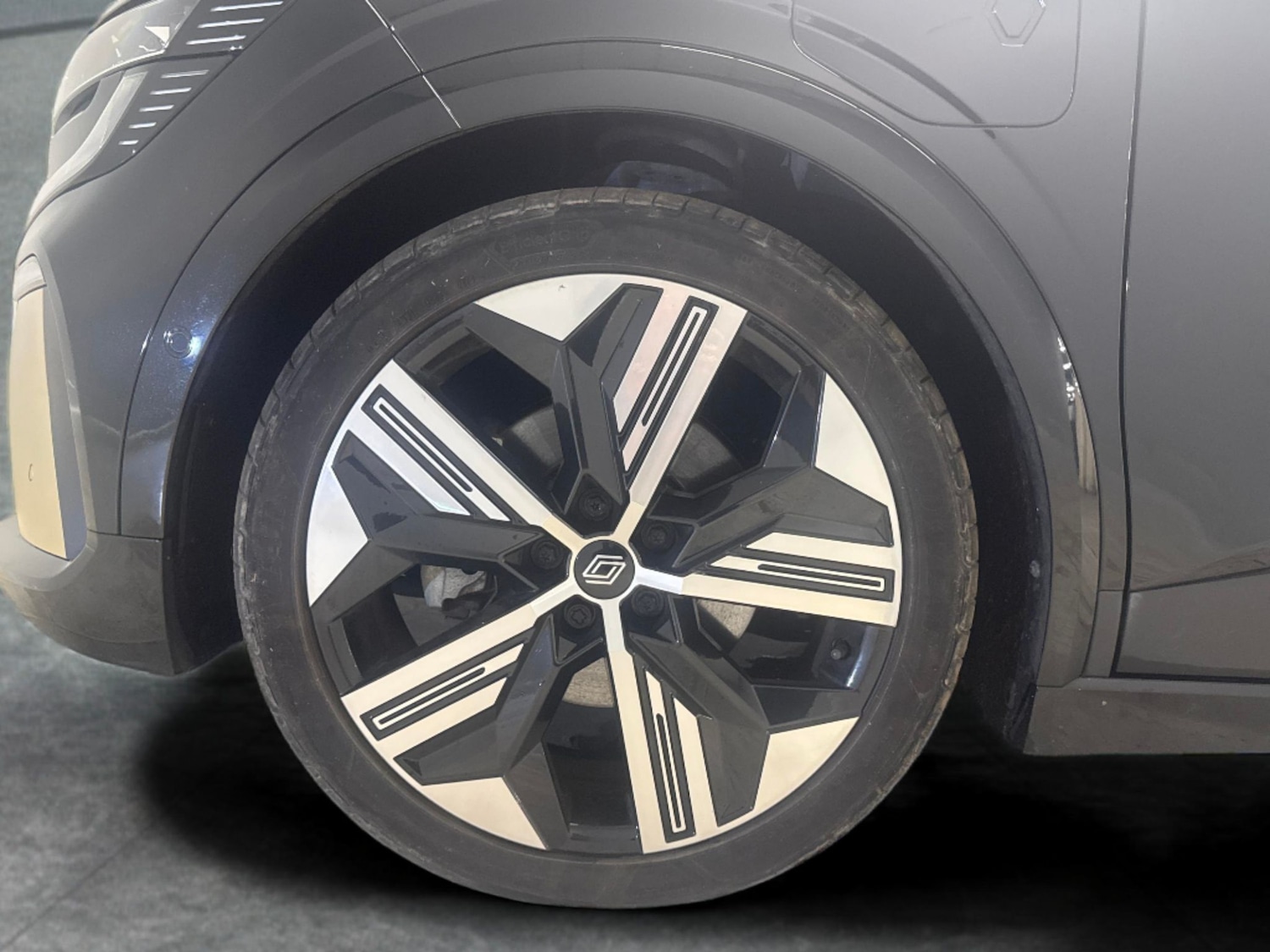 Used Renault Megane E Tech 2023 for sale - 77663170: Photo 22