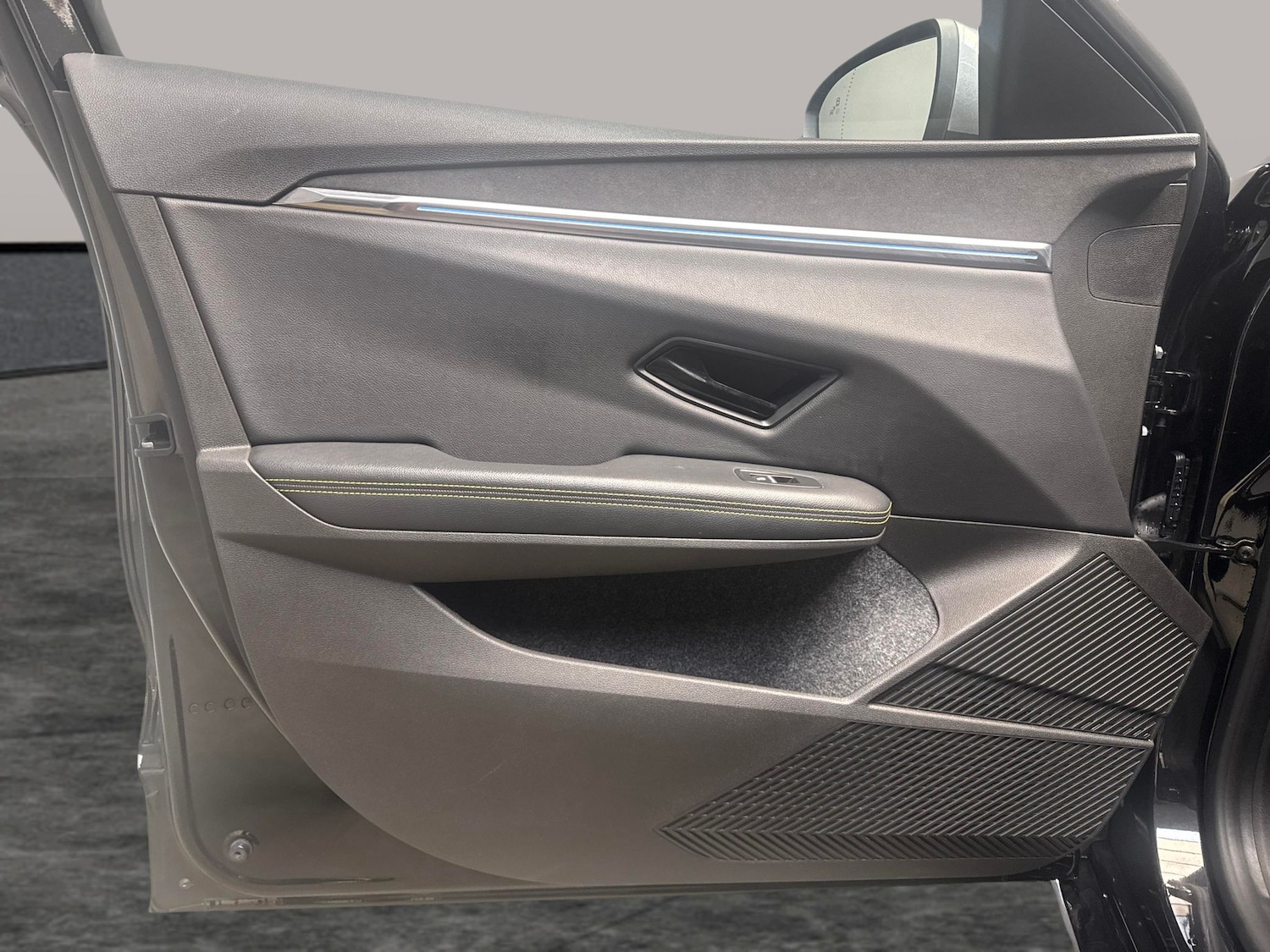 Used Renault Megane E Tech 2023 for sale - 77663170: Photo 26