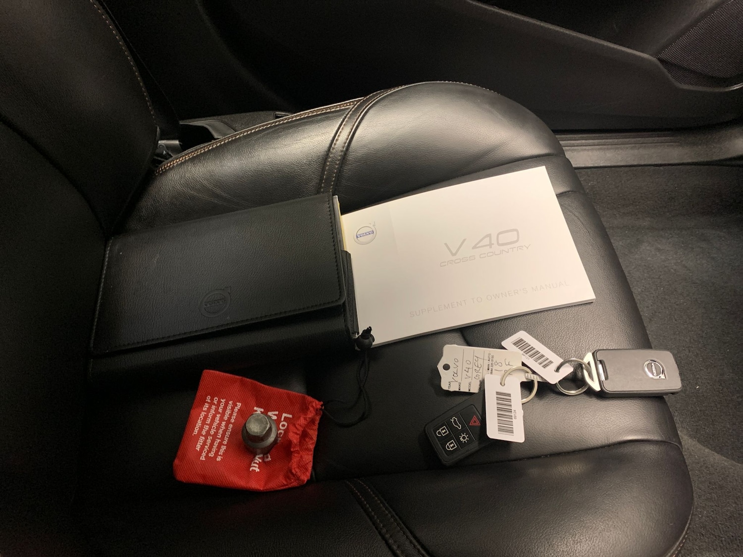 Used Volvo V40 Cross Country 2018 for sale - 77888987: Photo 25