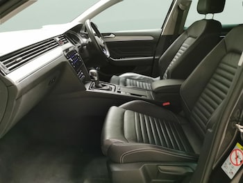 Used Volkswagen Passat 2022 for sale - 79185029: Photo