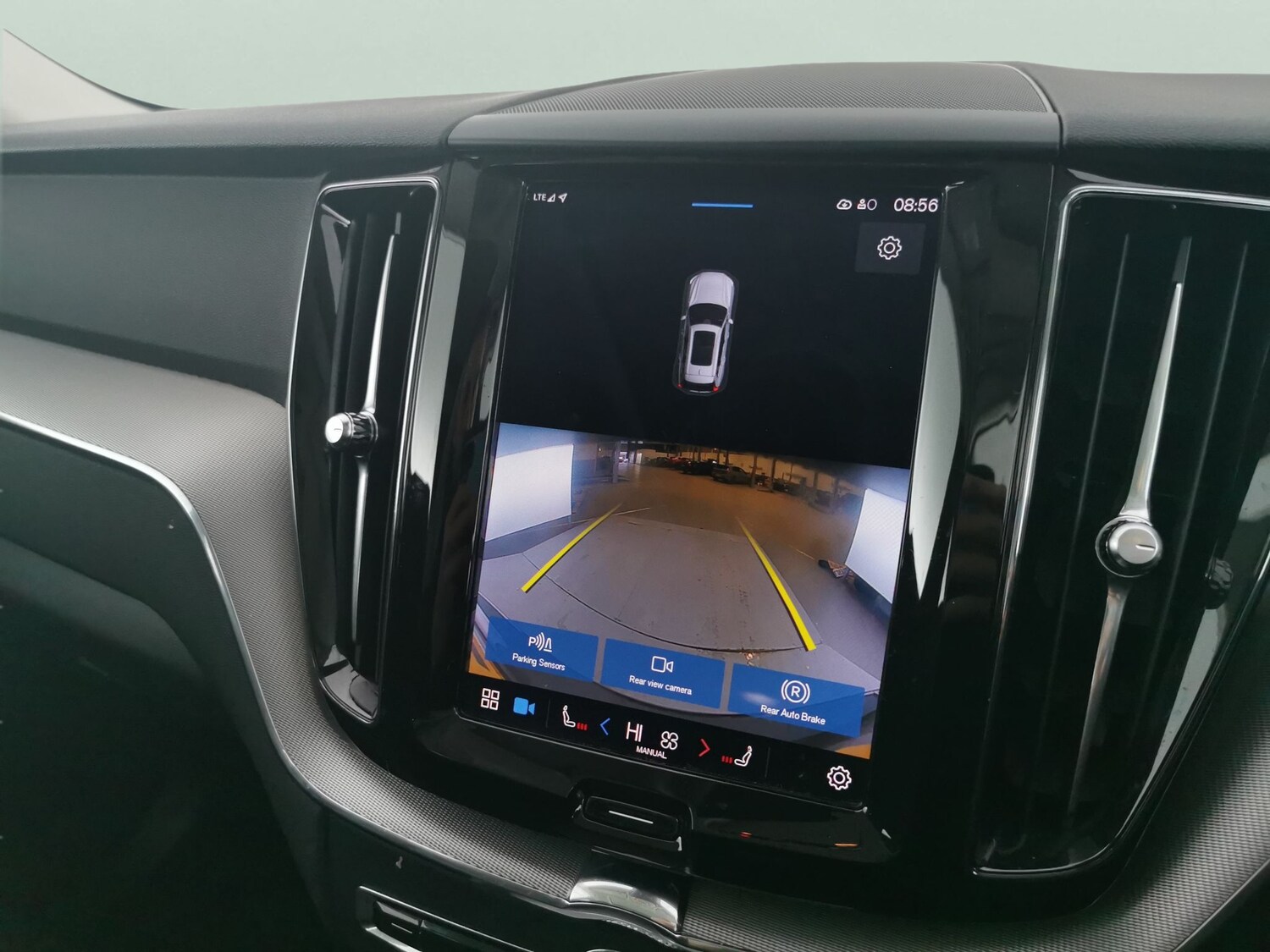 Used Volvo XC60 2022 for sale - 77614992: Photo 6