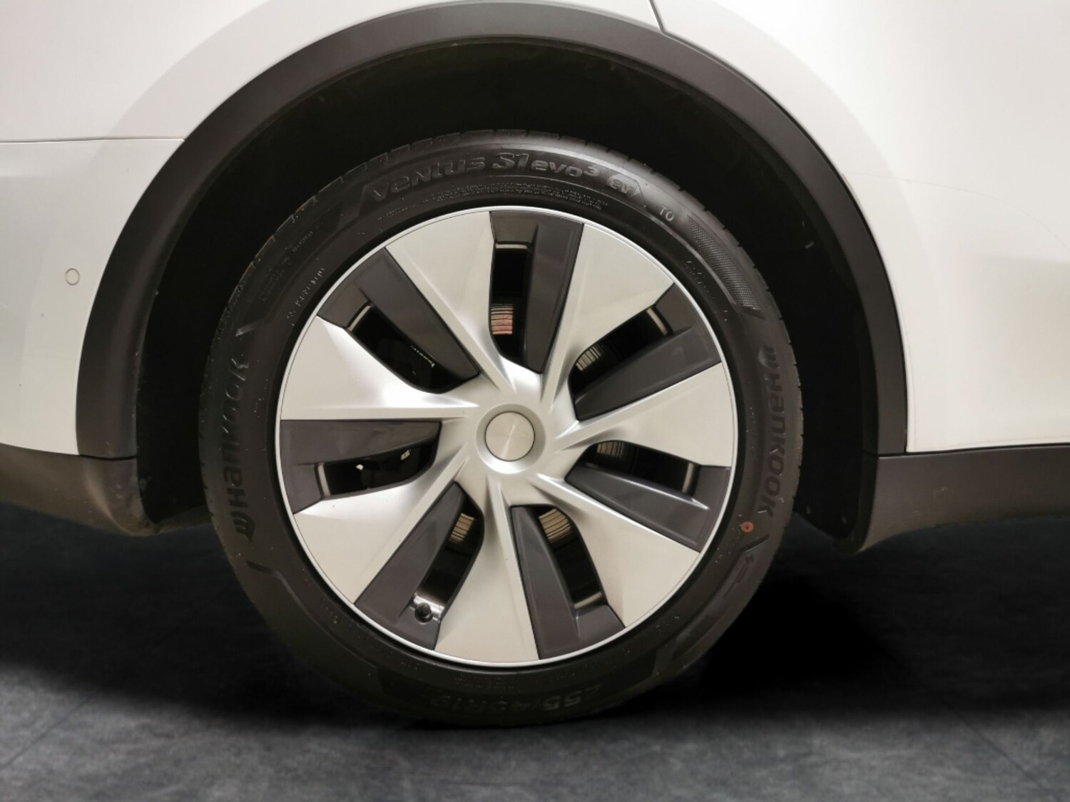 Used Tesla Model Y 2022 for sale - 77960525: Photo 27