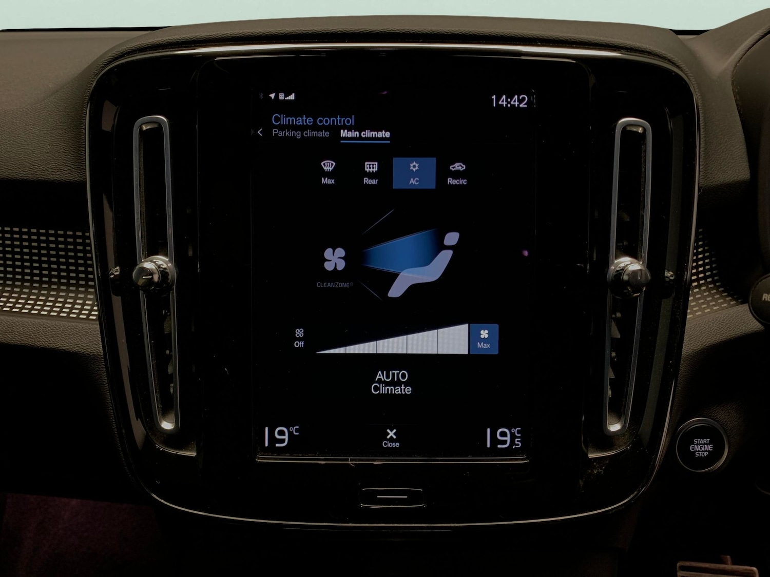 Used Volvo XC40 2021 for sale - 77047972: Photo 16