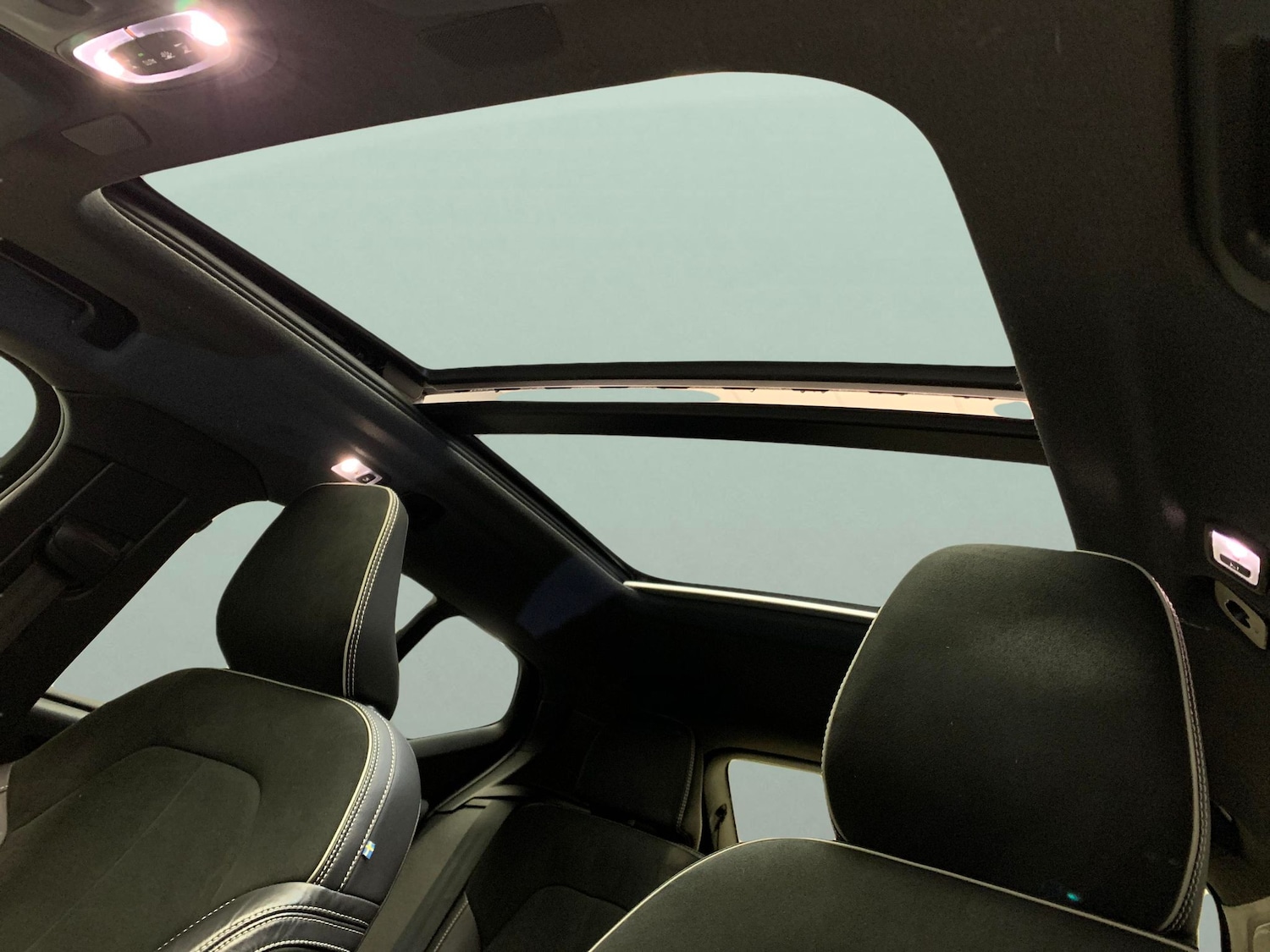 Used Volvo XC40 2021 for sale - 77047972: Photo 5