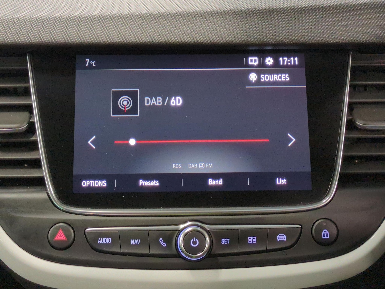 Used Vauxhall Crossland X 2020 for sale - 77160906: Photo 6