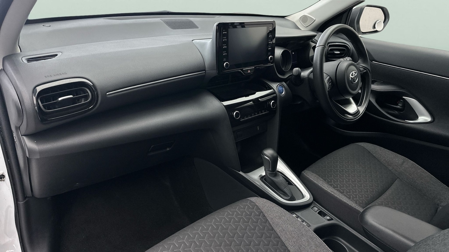 Used Toyota Yaris Cross 2023 for sale - 77025753: Photo 13