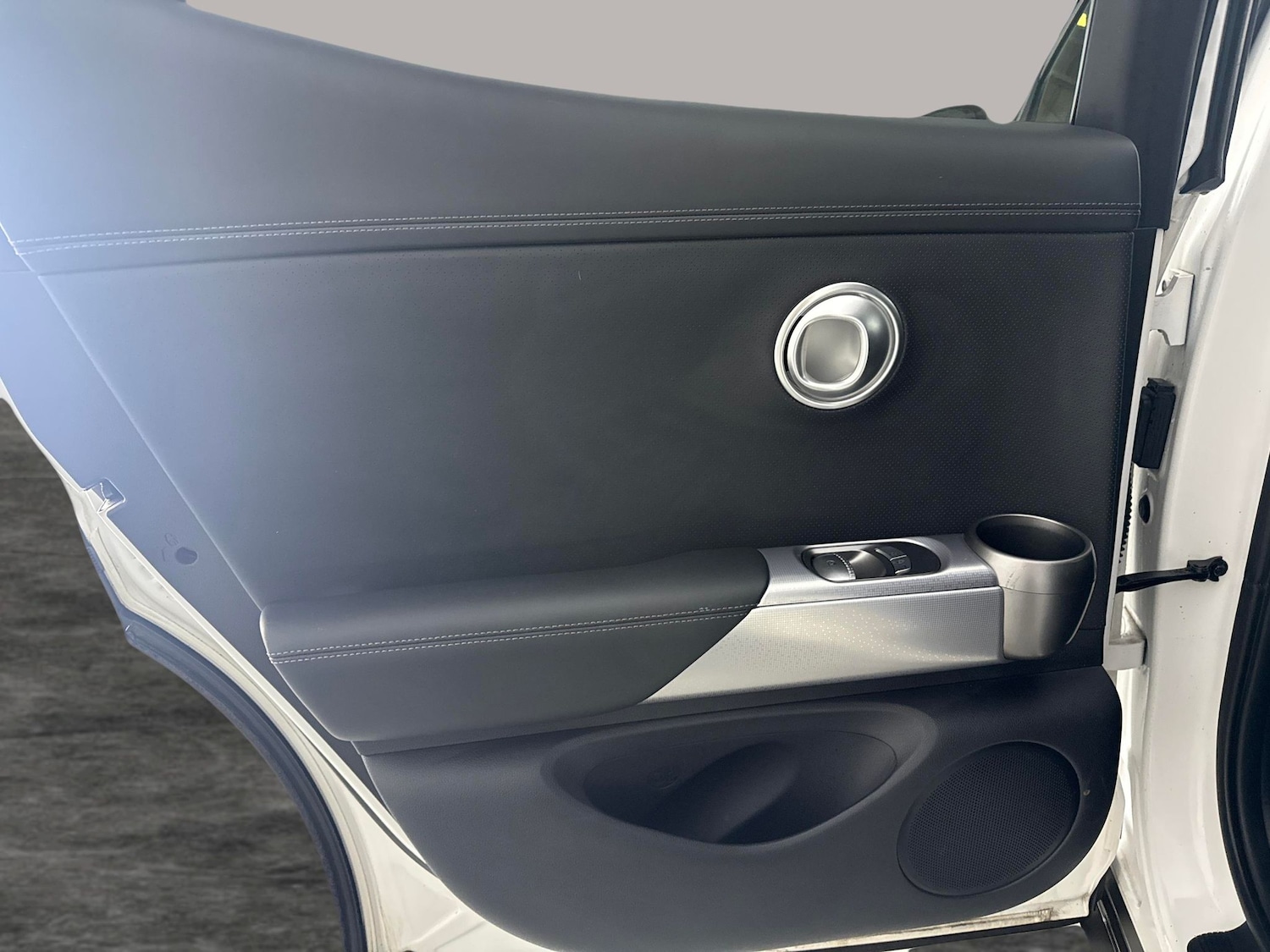 Used Genesis GV60 2023 for sale - 77604962: Photo 27