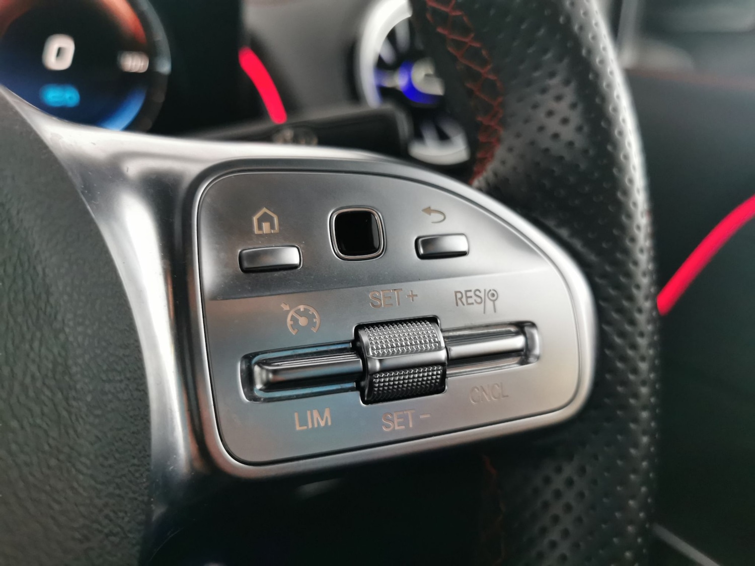 Used Mercedes-Benz EQB 2023 for sale - 77519678: Photo 23