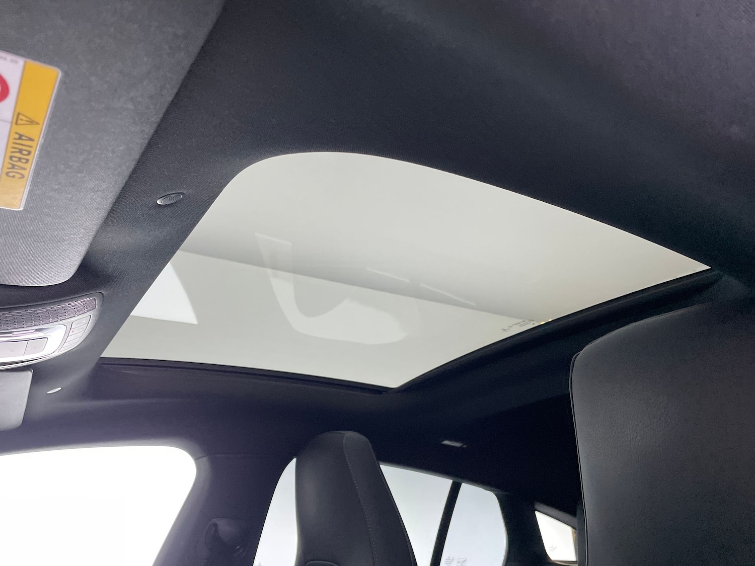 Used Mercedes-Benz CLA 2022 for sale - 76922217: Photo 5