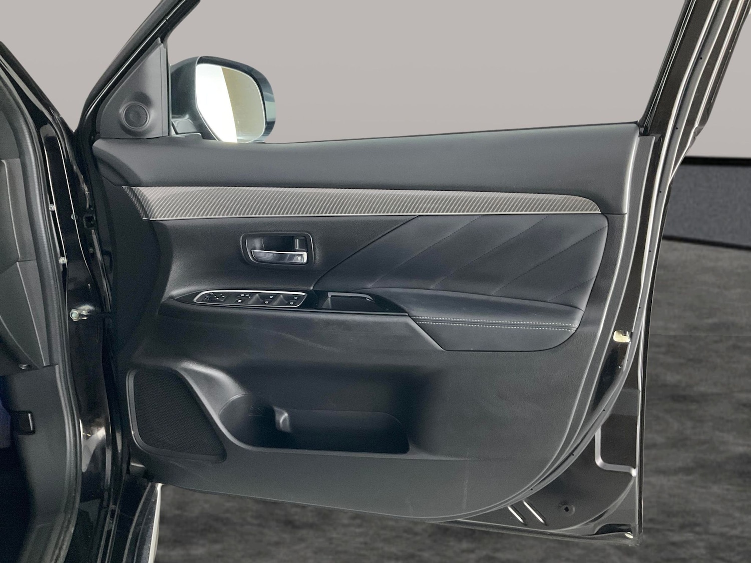 Used Mitsubishi Outlander 2019 for sale - 76663518: Photo 32