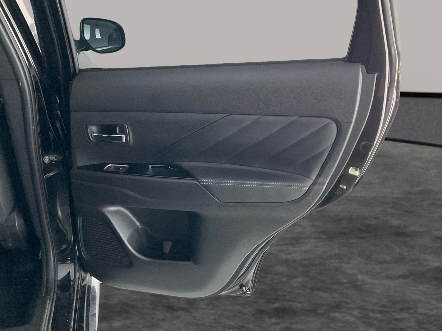 Used Mitsubishi Outlander 2019 for sale - 76663518: Photo 33