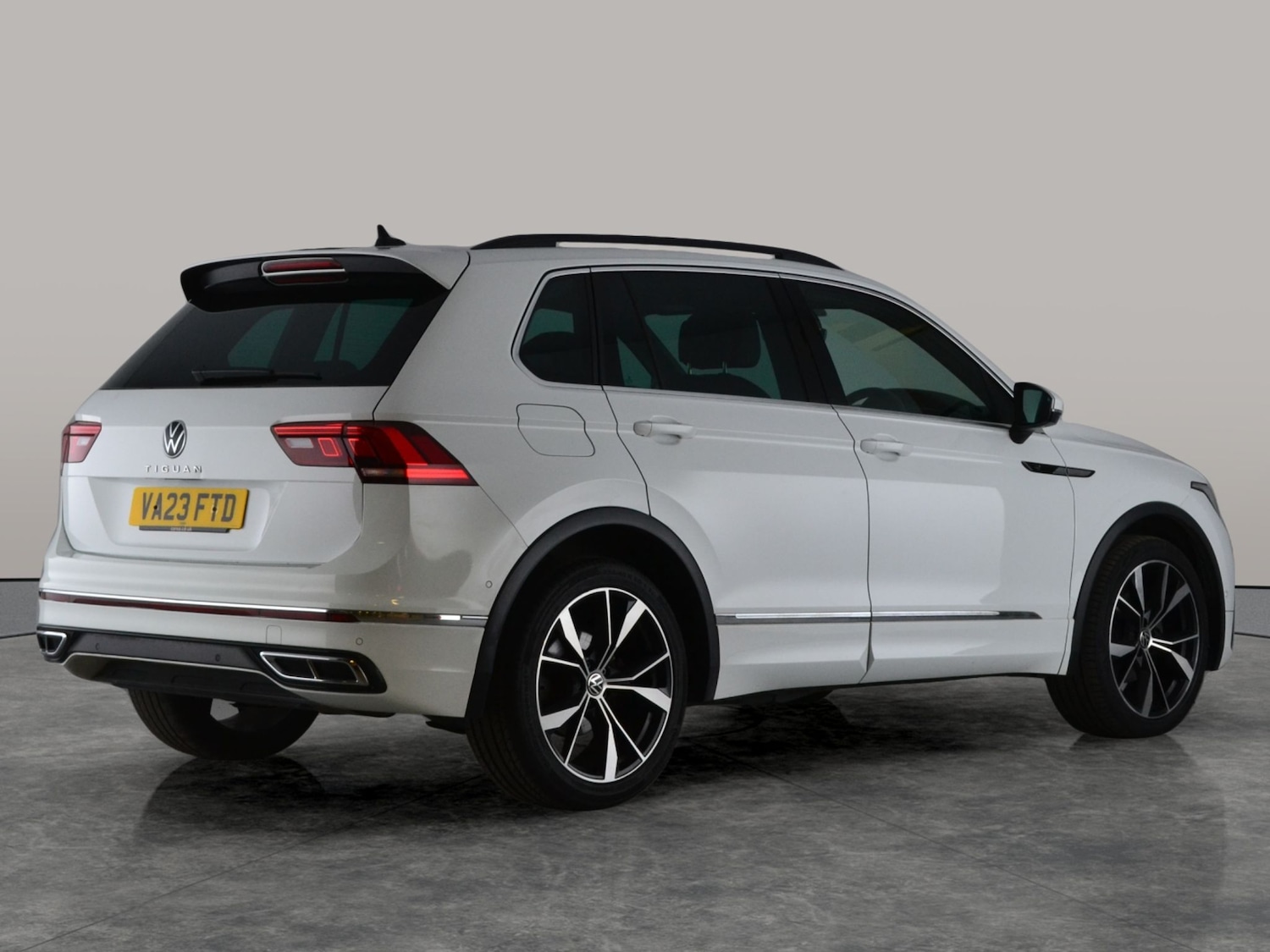 Used Volkswagen Tiguan 2023 for sale - 78094192: Photo 9