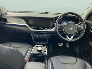 Used Kia Niro undefined for sale - 76725403: Photo