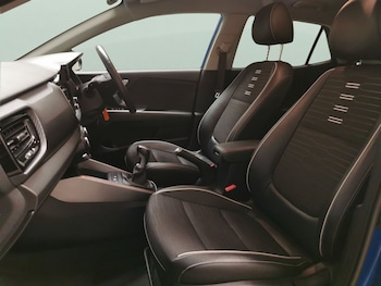 Used Kia Stonic 2022 for sale - 78466318: Photo