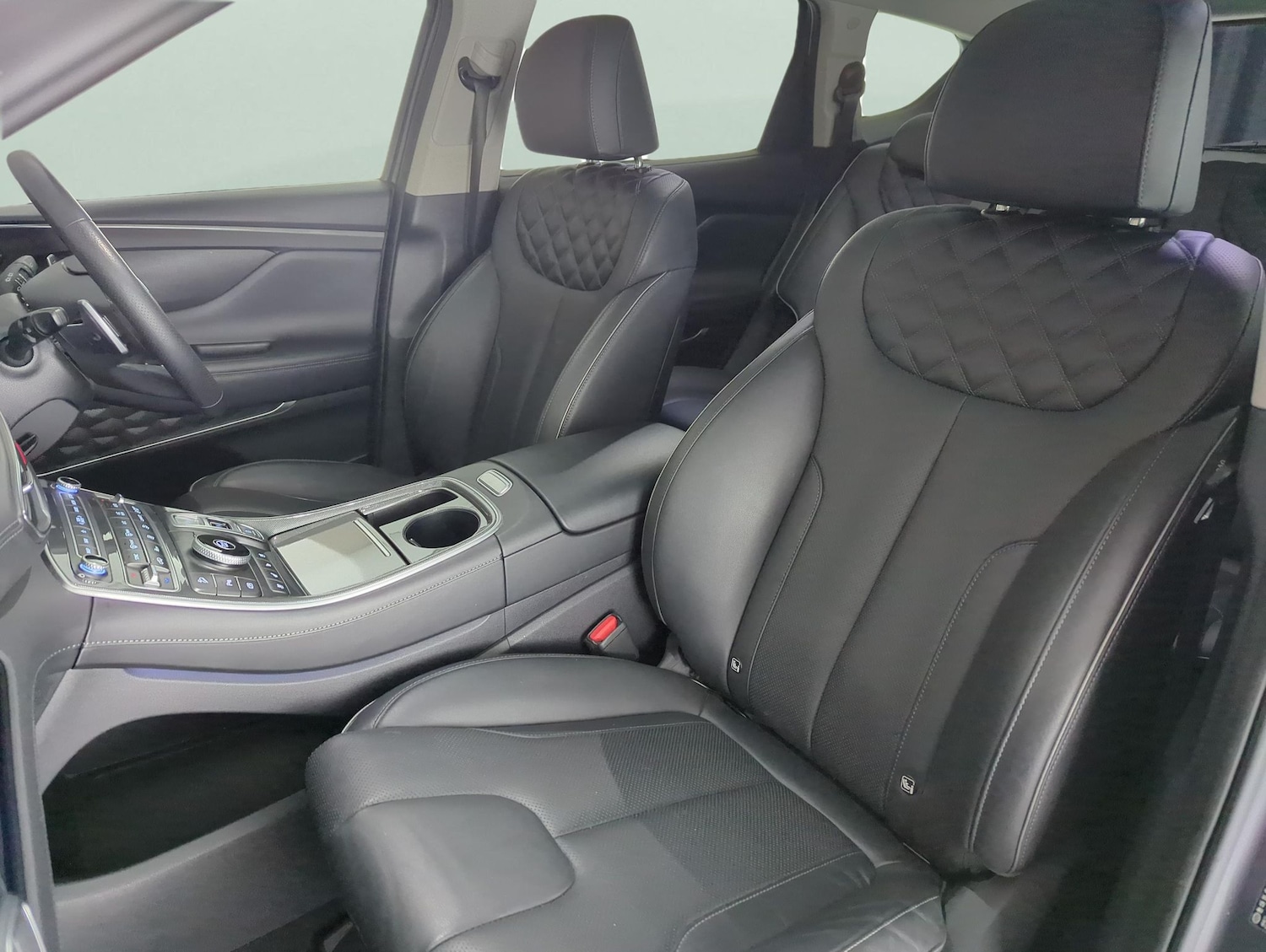 Used Hyundai Santa Fe 2023 for sale - 77318388: Photo 9