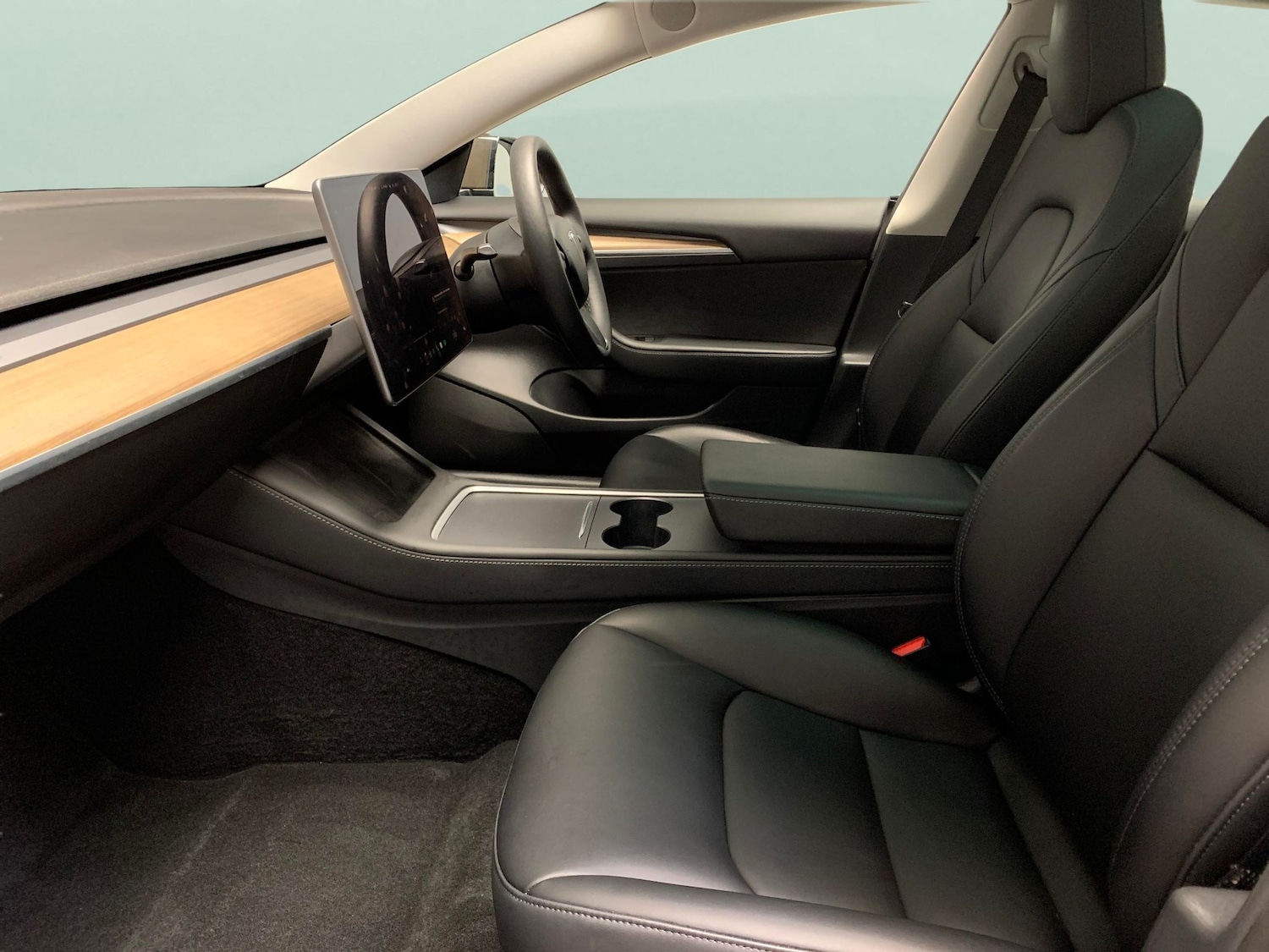 Used Tesla Model 3 2021 for sale - 76943072: Photo 4