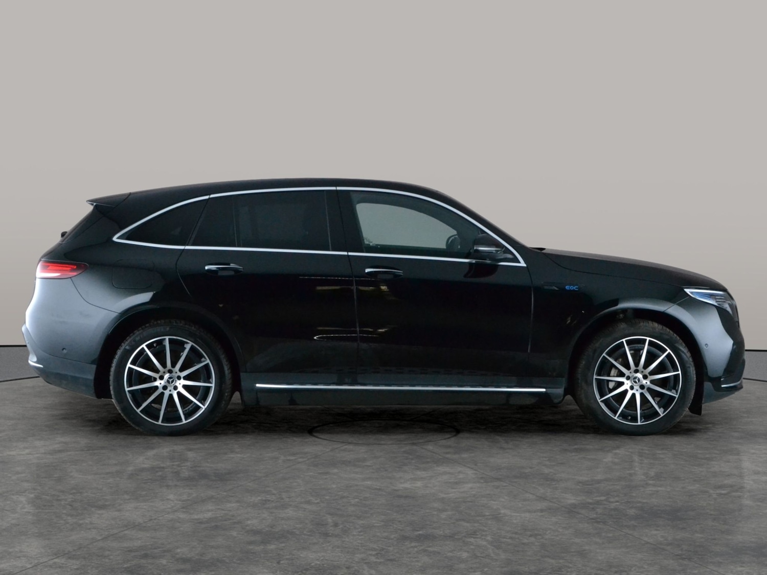 Used Mercedes-Benz EQC 2022 for sale - 77946702: Photo 10