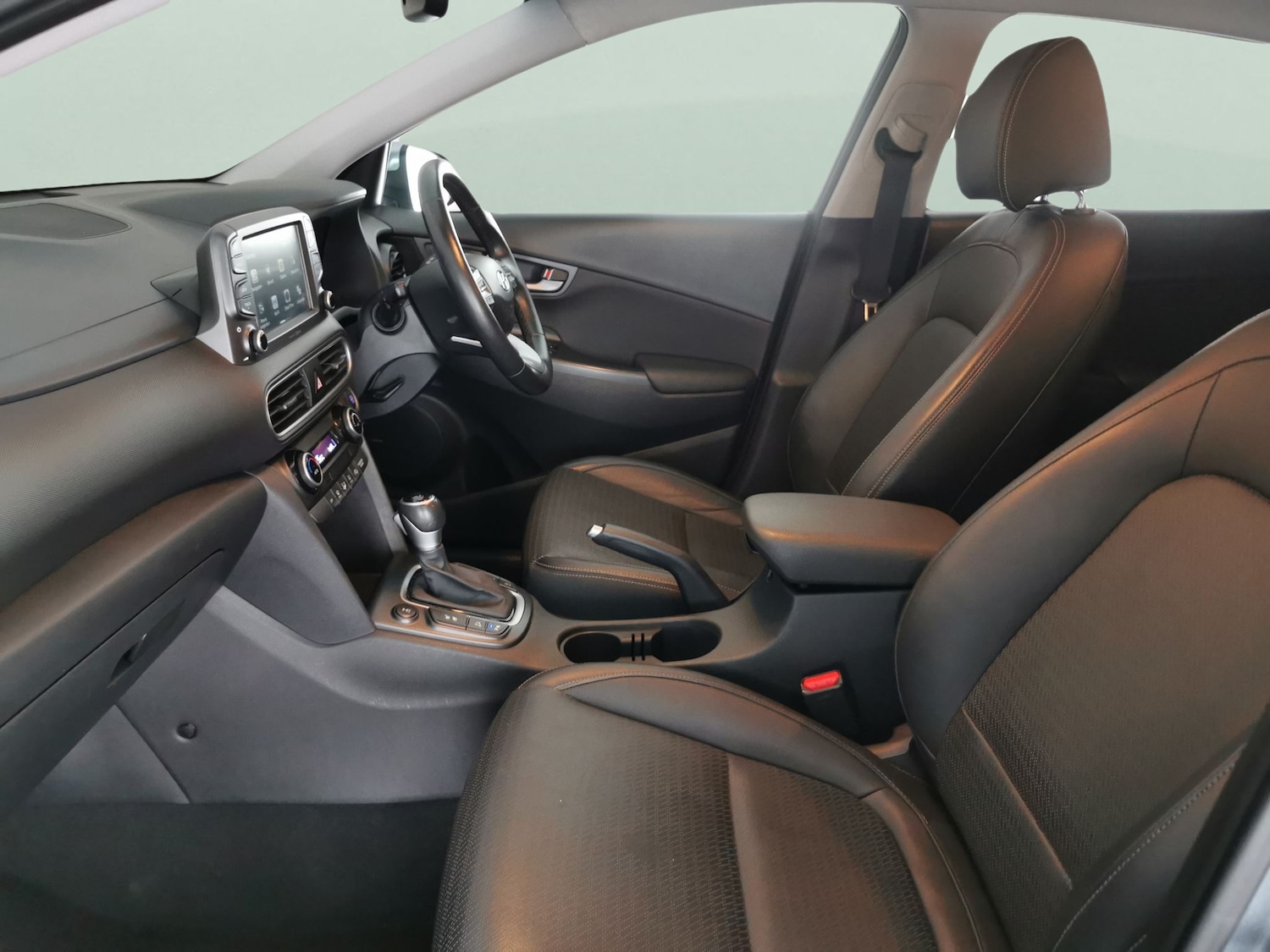 Used Hyundai KONA 2019 for sale - 76494263: Photo 4