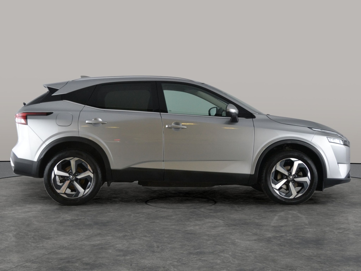 Used Nissan Qashqai 2021 for sale - 76777776: Photo 14