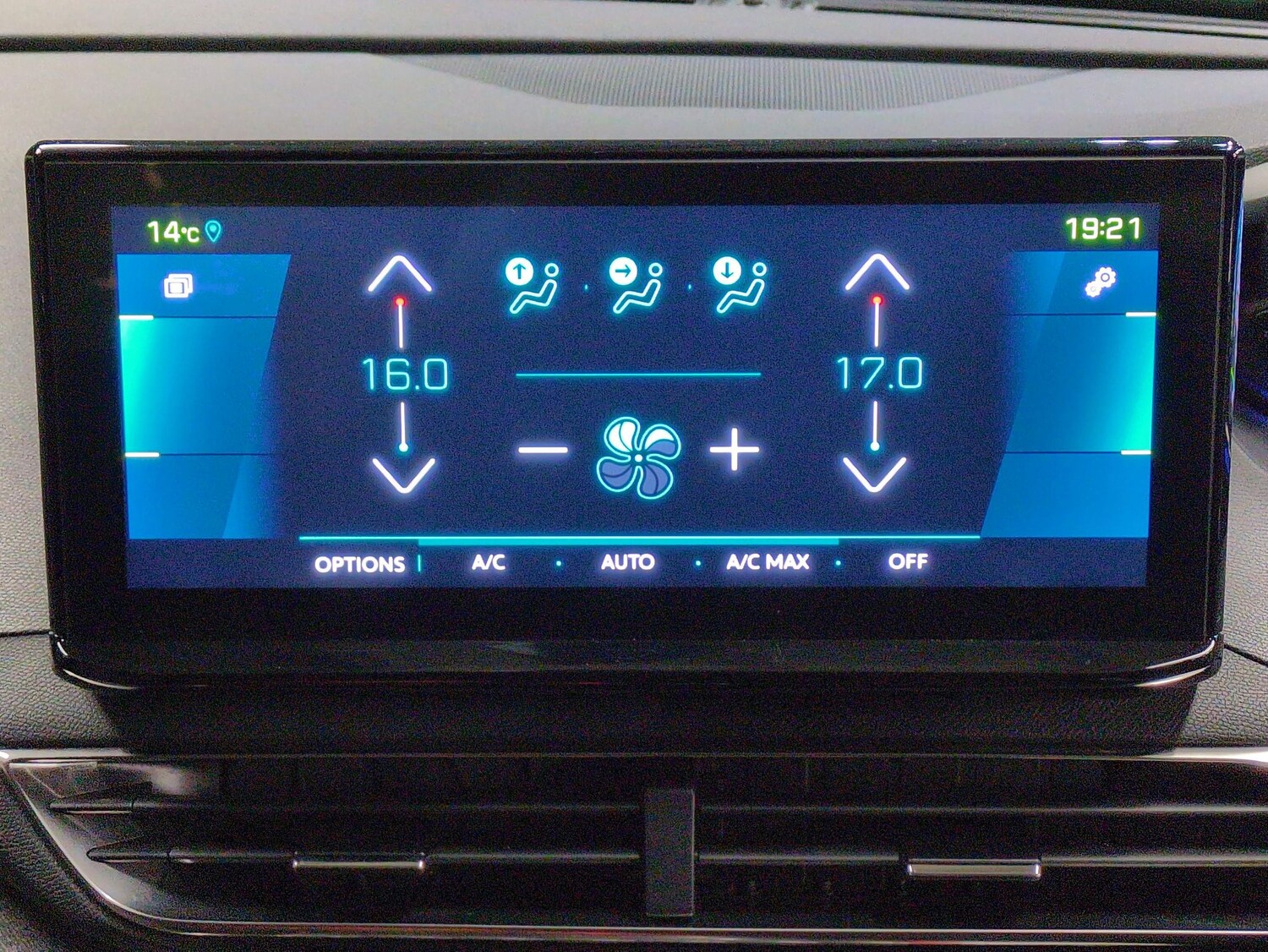 Used Peugeot 3008 2022 for sale - 77829781: Photo 17