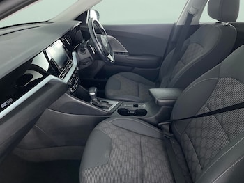 Used Kia Niro 2022 for sale - 76077622: Photo 4