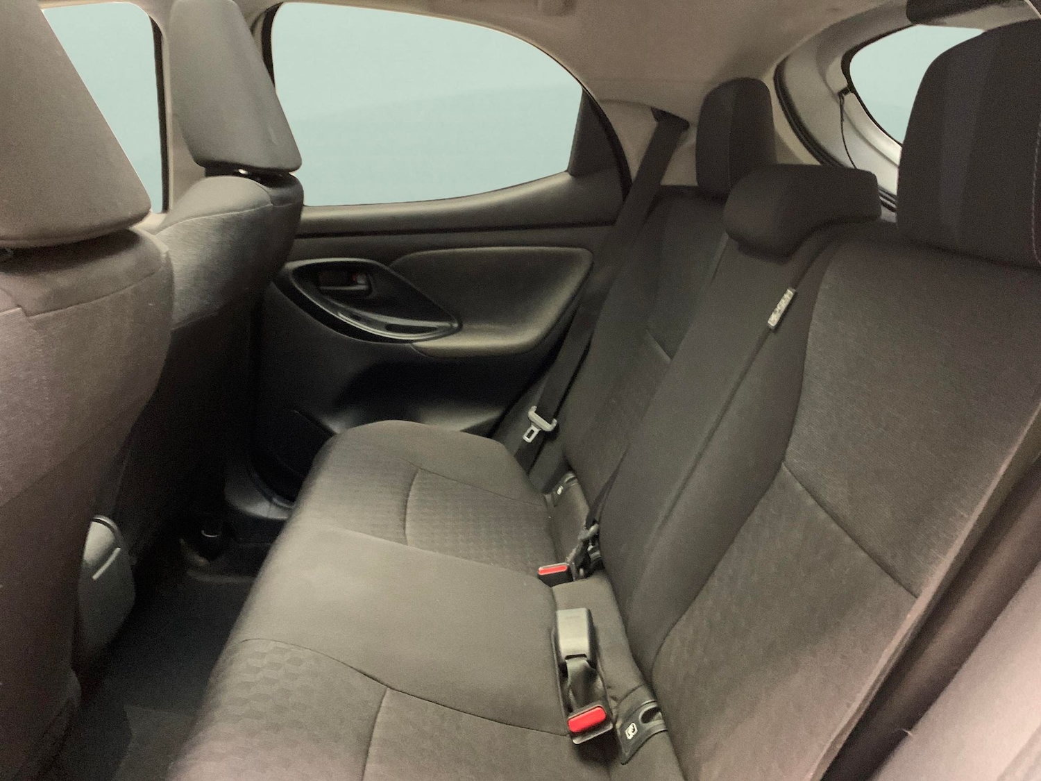 Used Toyota Yaris 2021 for sale - 76984432: Photo 24