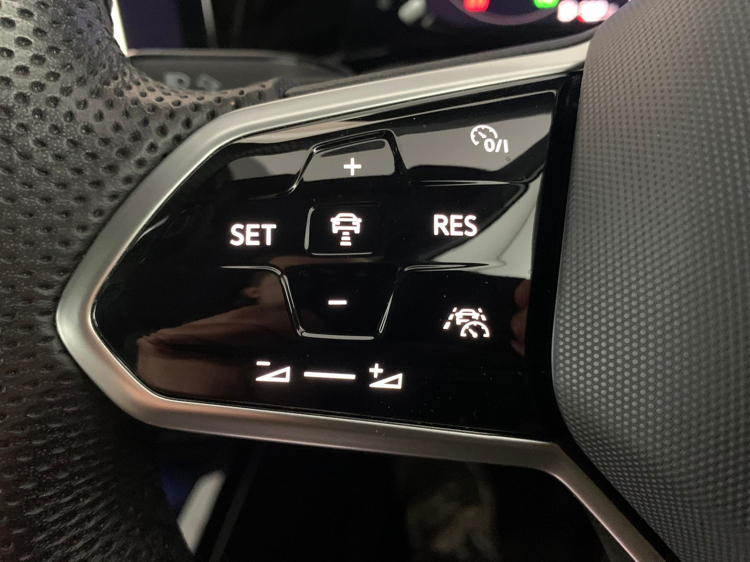 Used Volkswagen Golf 2024 for sale - 77059229: Photo 18