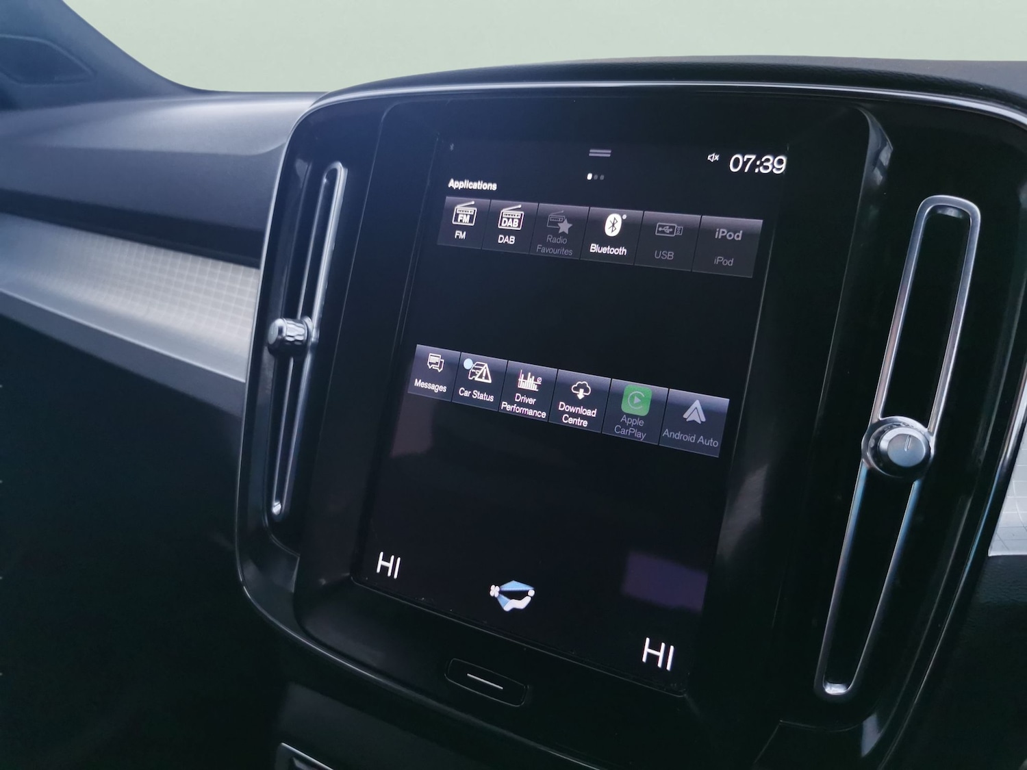 Used Volvo XC40 2023 for sale - 77635695: Photo 14