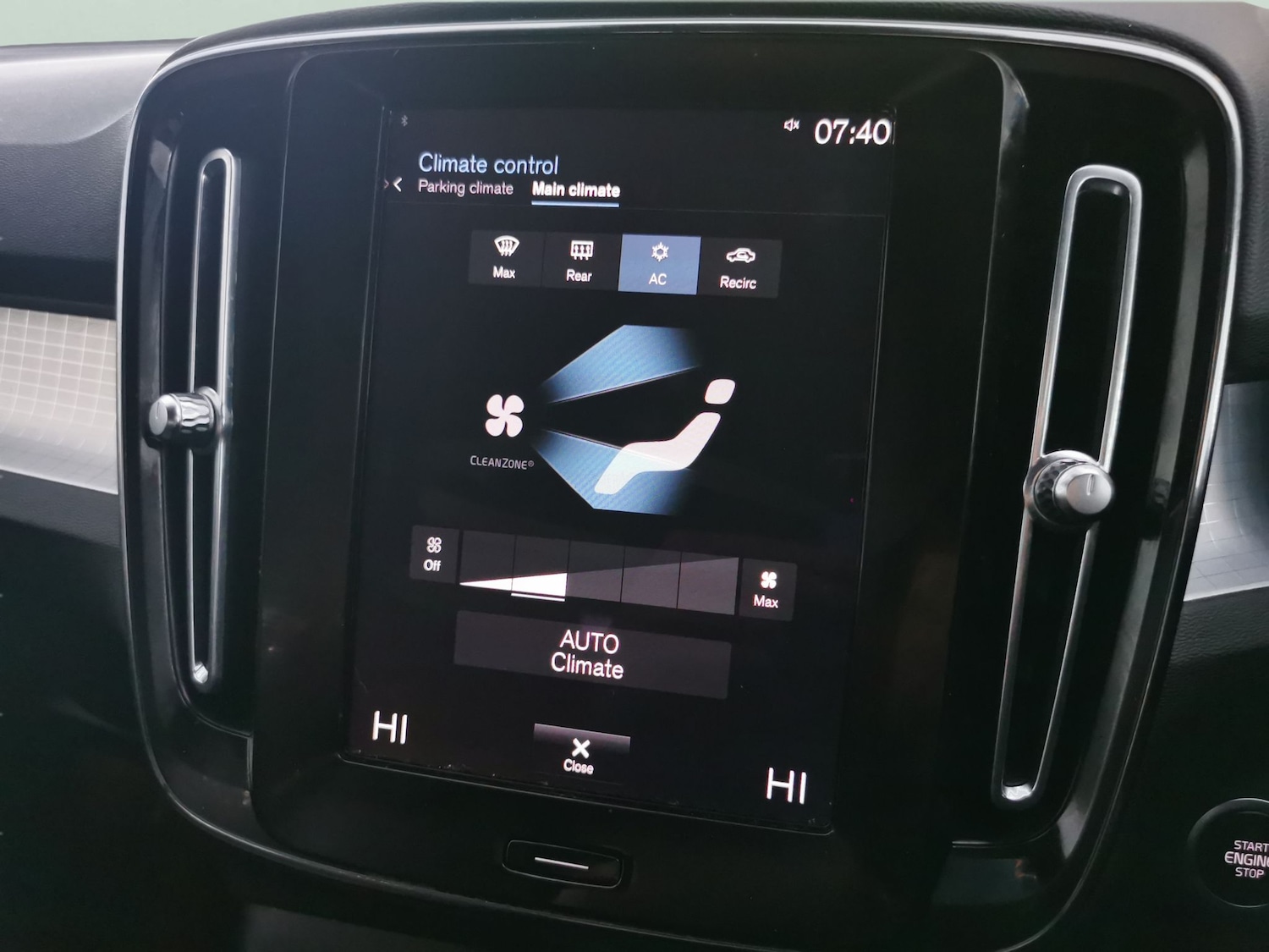 Used Volvo XC40 2023 for sale - 77635695: Photo 18