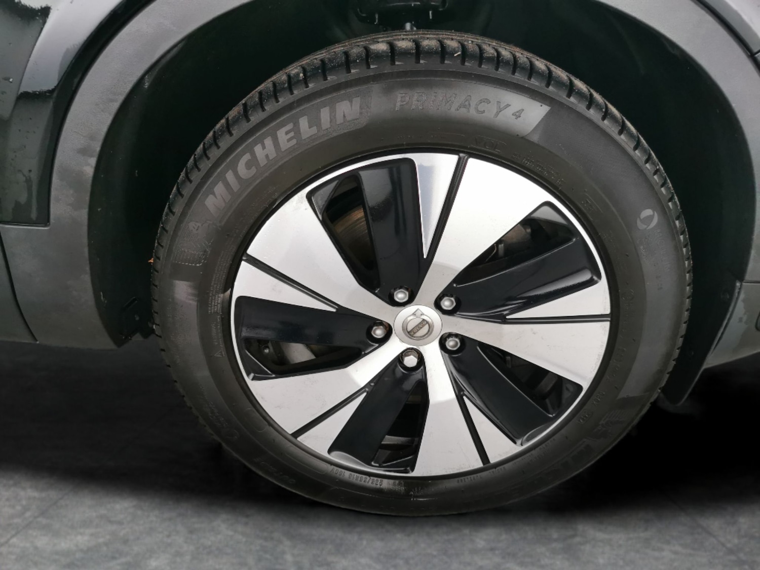 Used Volvo XC40 2023 for sale - 77635695: Photo 22