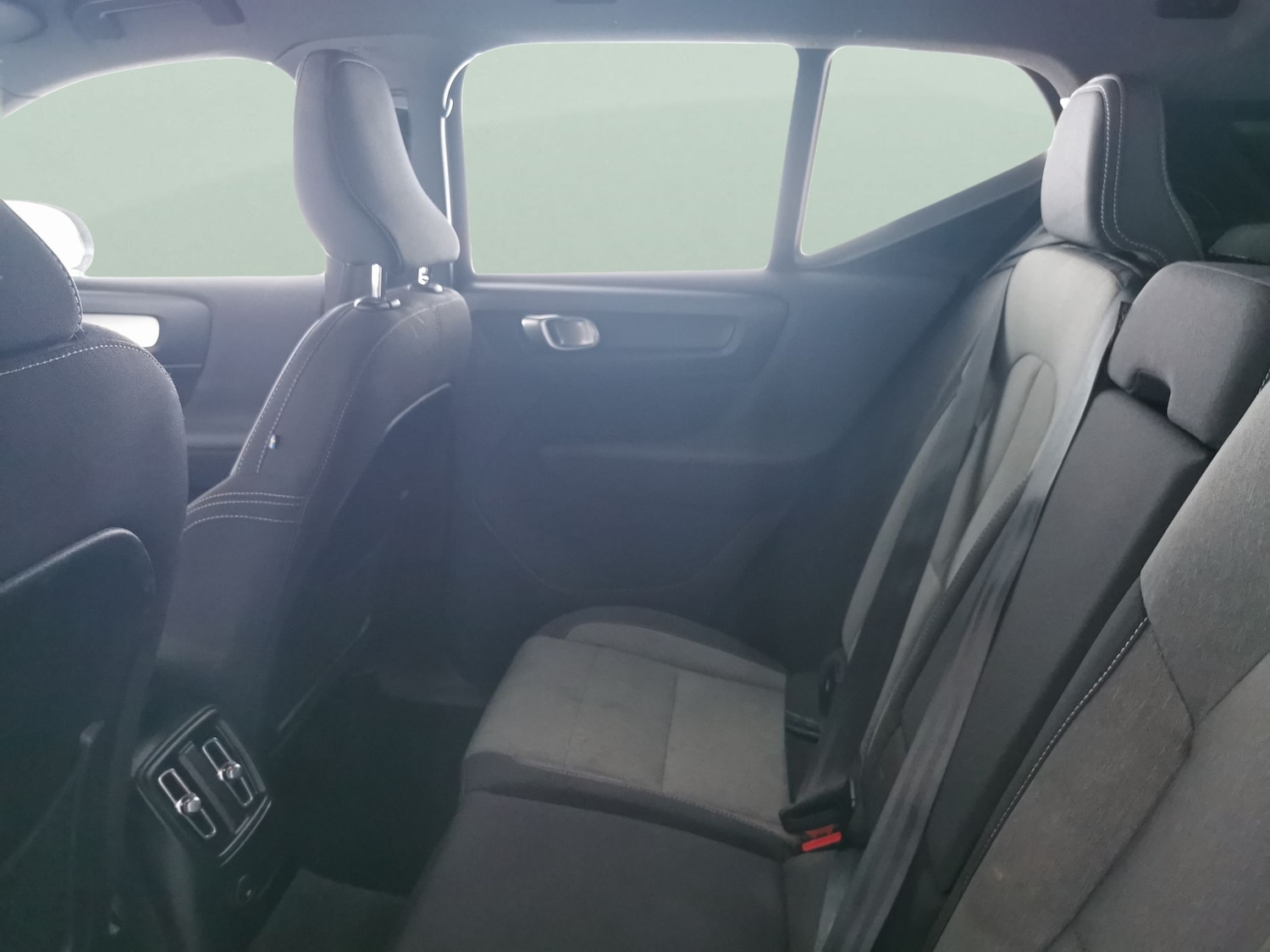 Used Volvo XC40 2023 for sale - 77635695: Photo 24