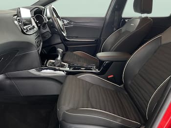 Used Kia XCeed 2023 for sale - 79743773: Photo