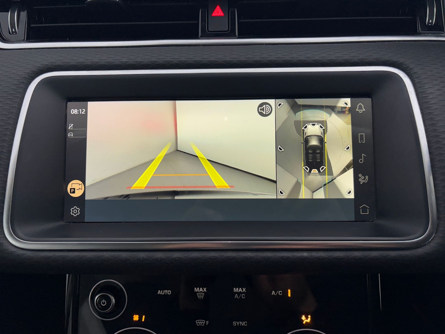 Used Land Rover Range Rover Evoque 2021 for sale - 76392107: Photo 8