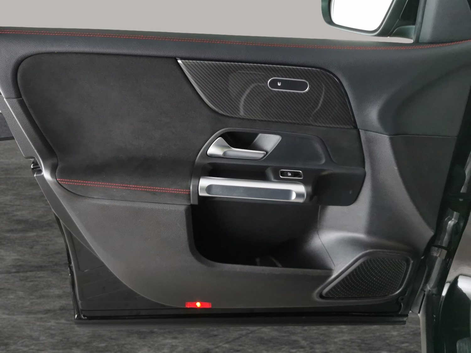 Used Mercedes-Benz GLB 2020 for sale - 76445203: Photo 36