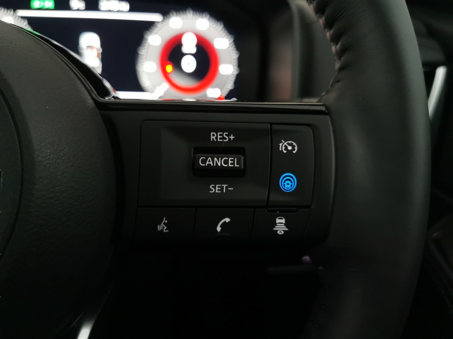 Used Nissan X-Trail 2024 for sale - 77086393: Photo 22