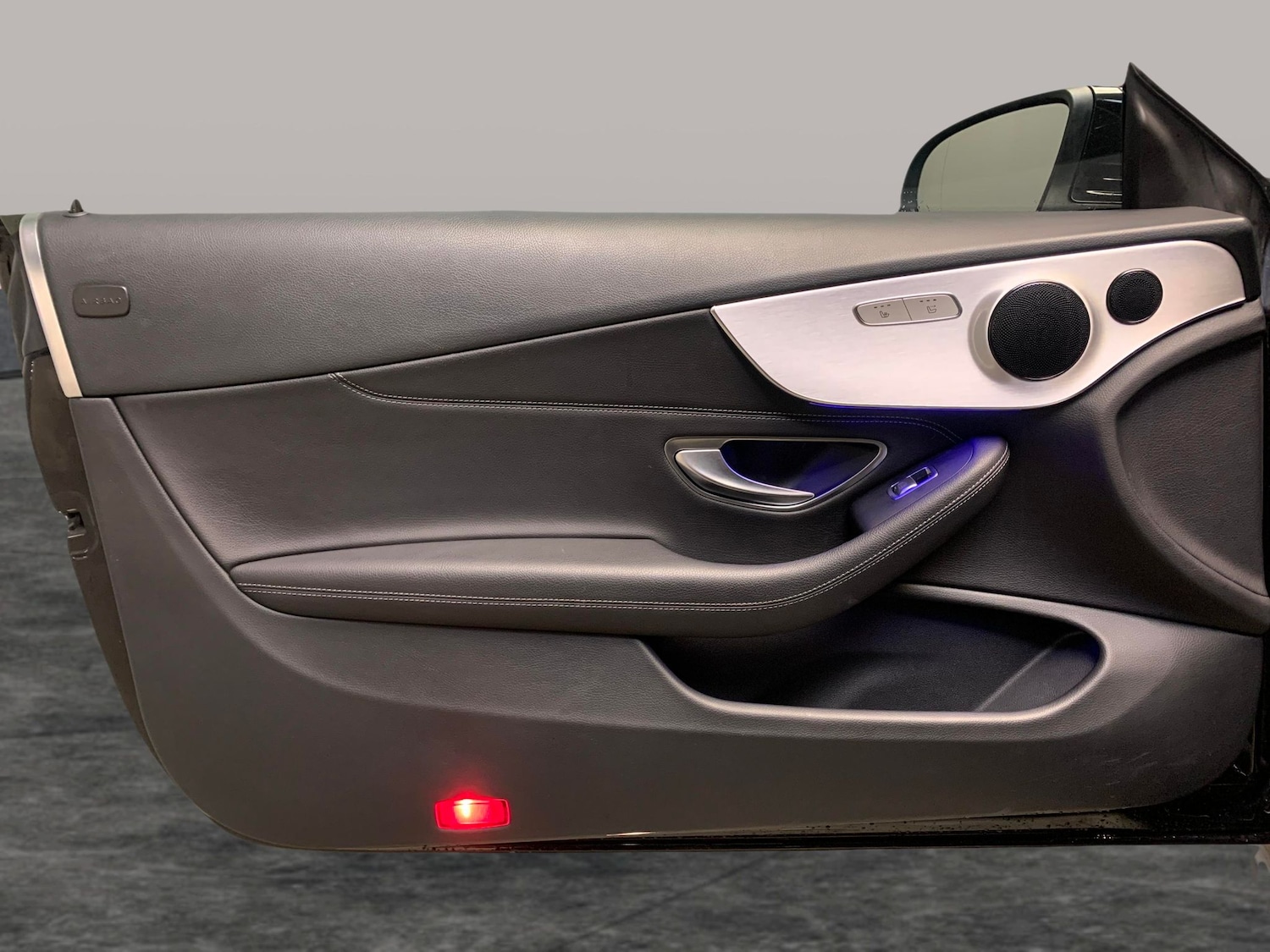 Used Mercedes-Benz C Class 2019 for sale - 77307959: Photo 30