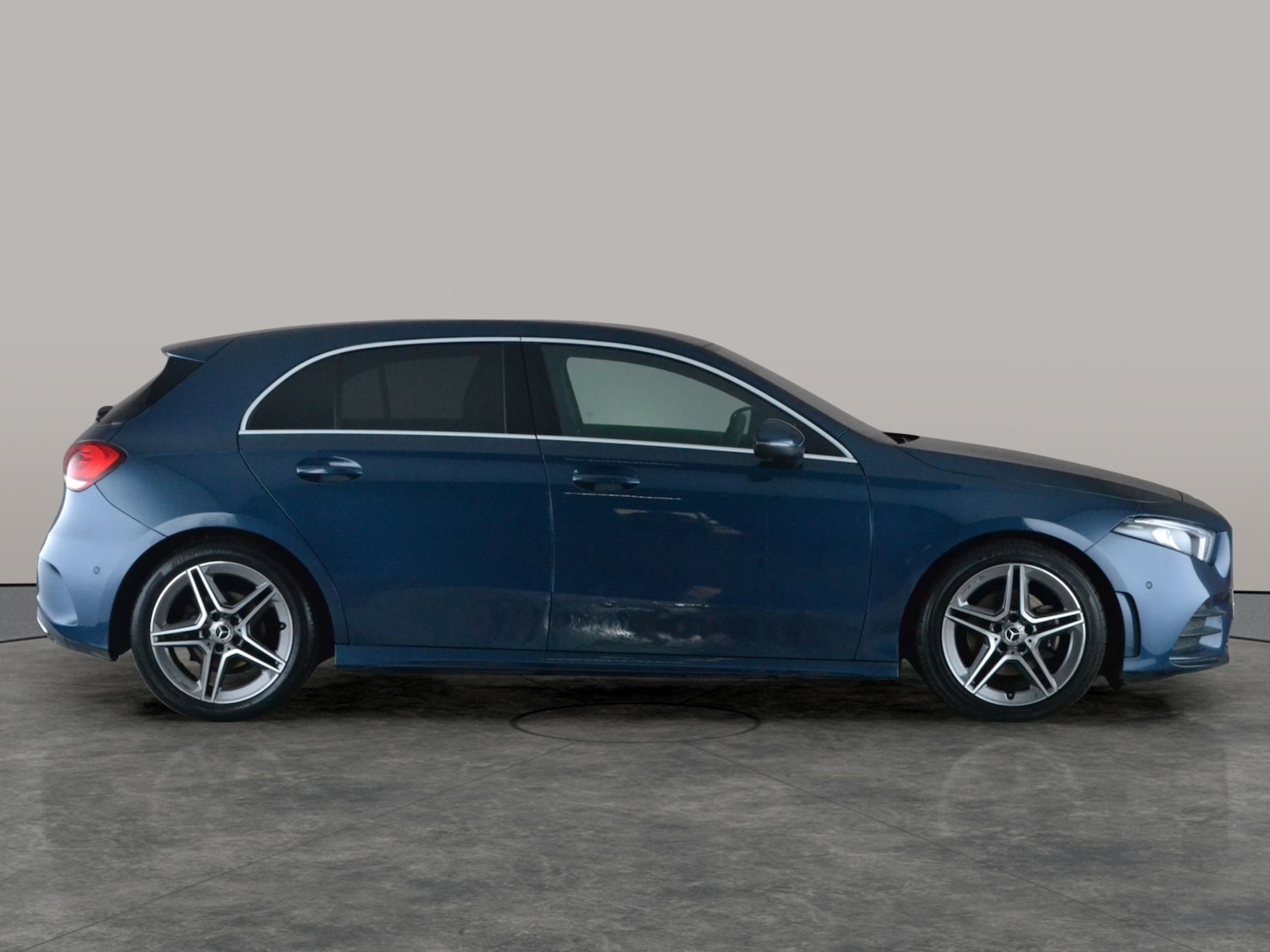 Used Mercedes-Benz A-Class 2019 for sale - 77804172: Photo 10