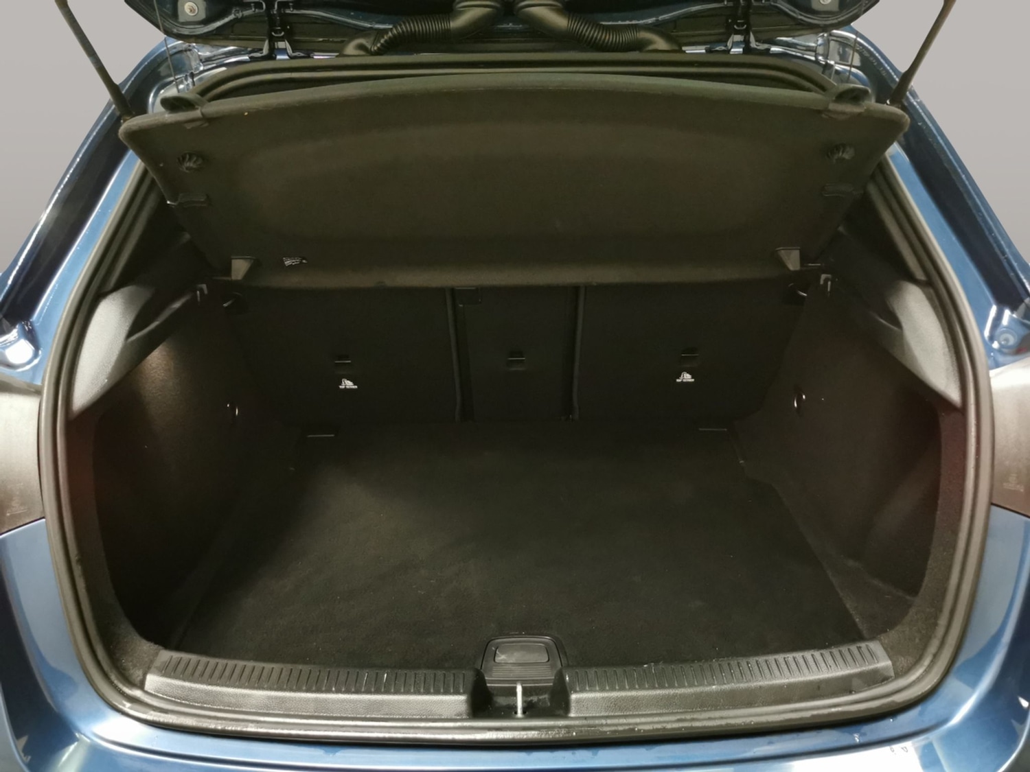 Used Mercedes-Benz A-Class 2019 for sale - 77804172: Photo 32