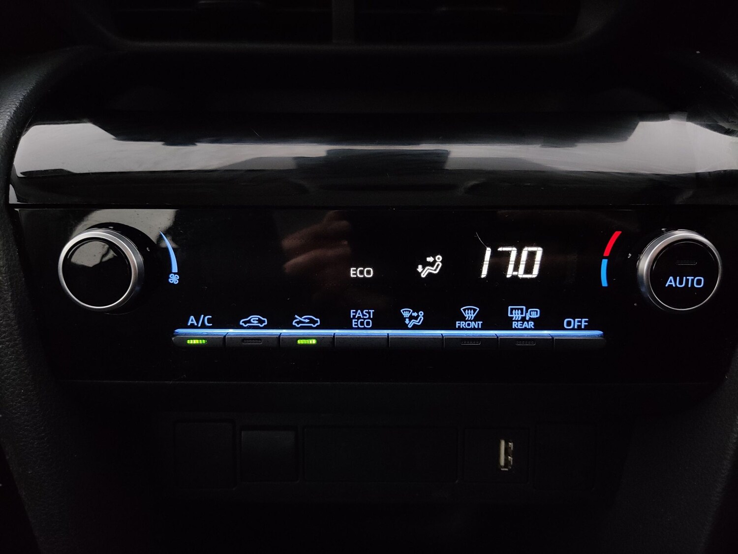 Used Toyota Yaris Cross 2023 for sale - 78180679: Photo 20