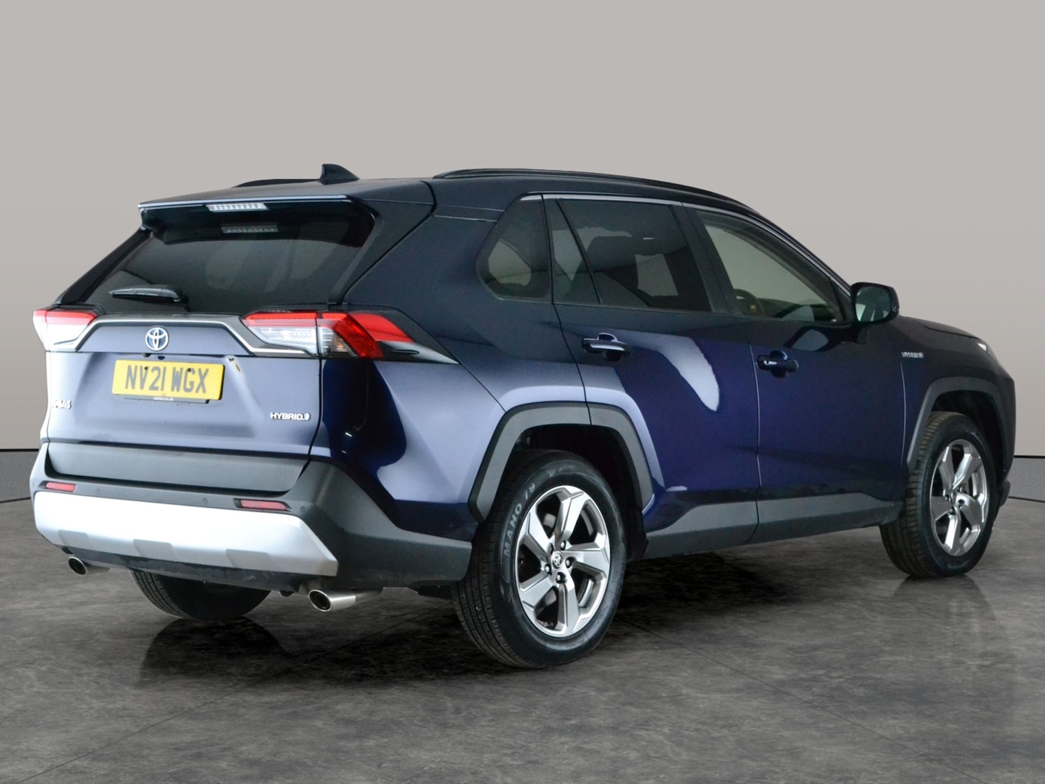 Used Toyota RAV4 2021 for sale - 77897316: Photo 10