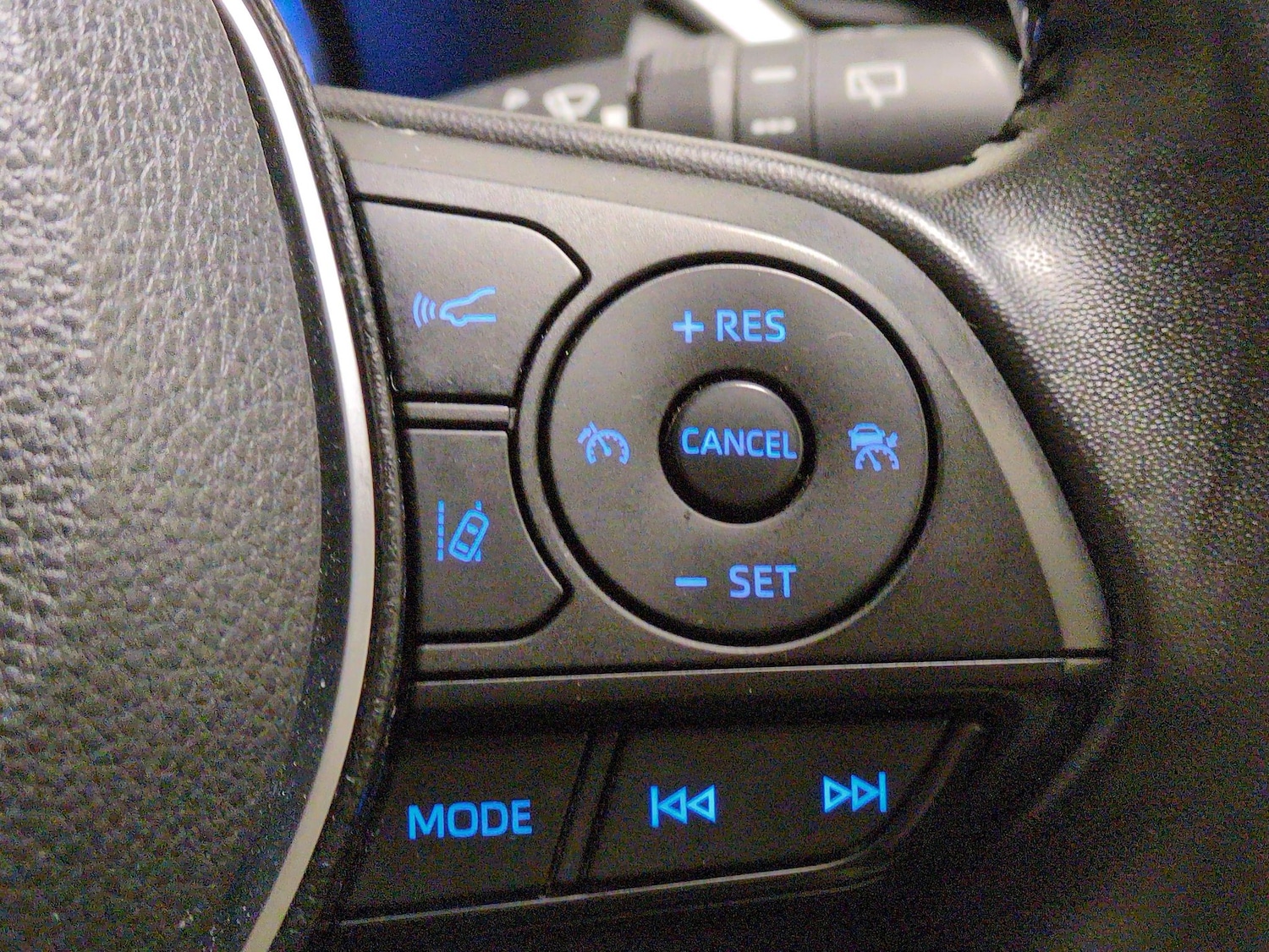 Used Toyota RAV4 2021 for sale - 77897316: Photo 19