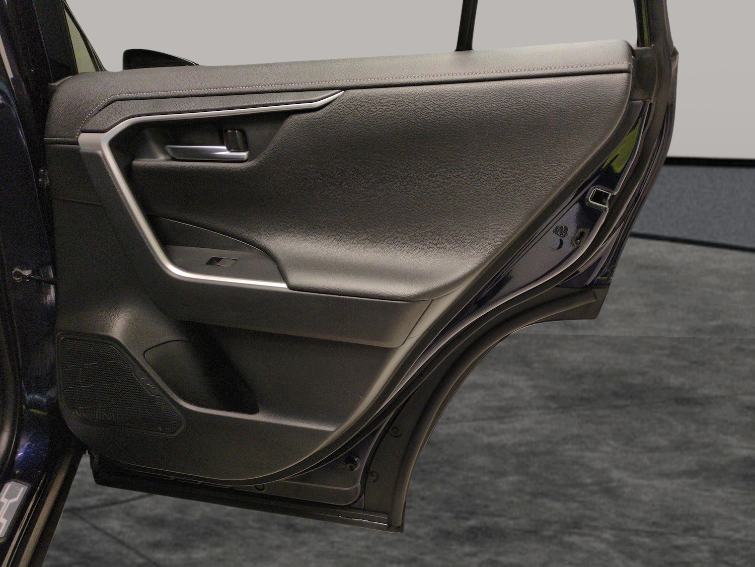 Used Toyota RAV4 2021 for sale - 77897316: Photo 28