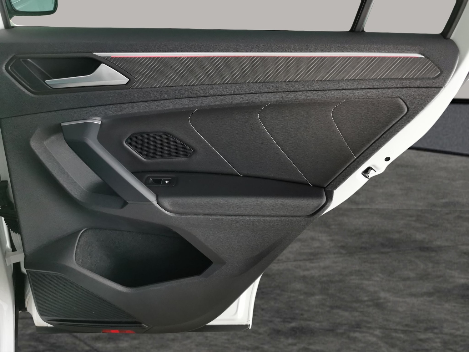 Used Volkswagen Tiguan 2023 for sale - 77974340: Photo 35