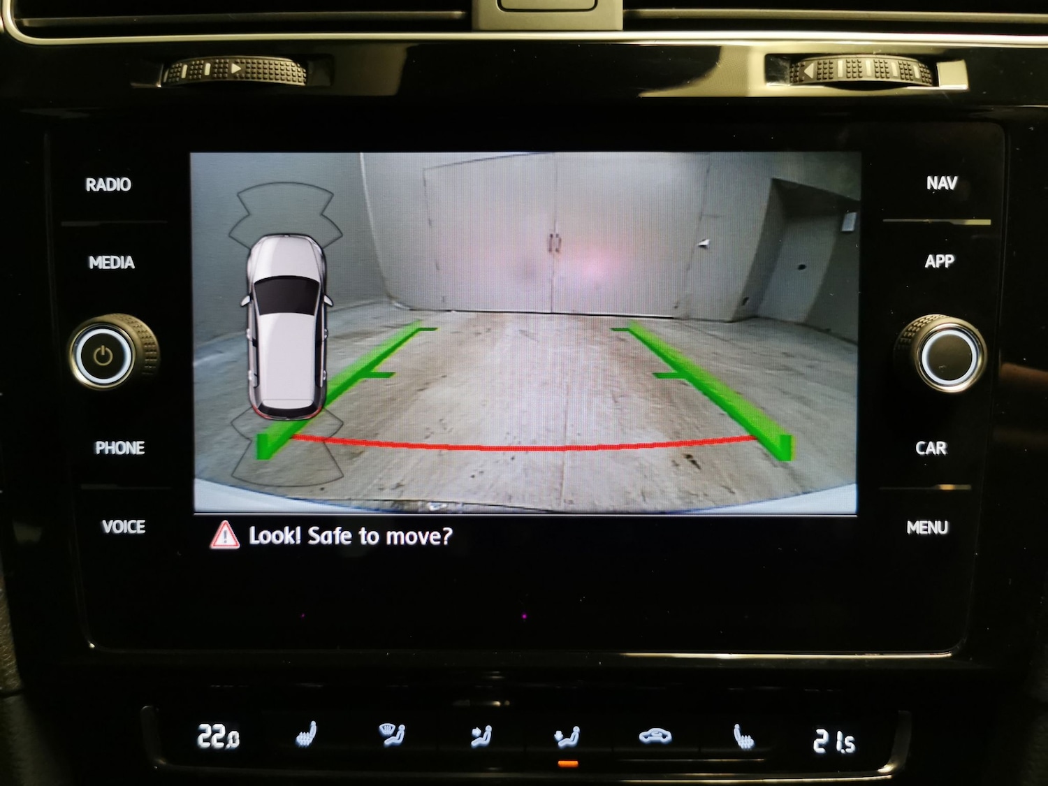 Used Volkswagen Golf 2019 for sale - 77055787: Photo 6