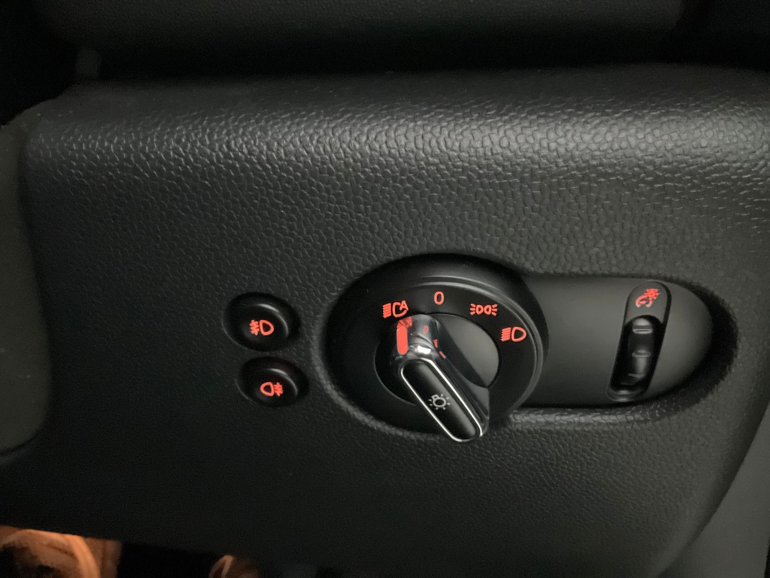 Used MINI Convertible 2016 for sale - 76379172: Photo 26