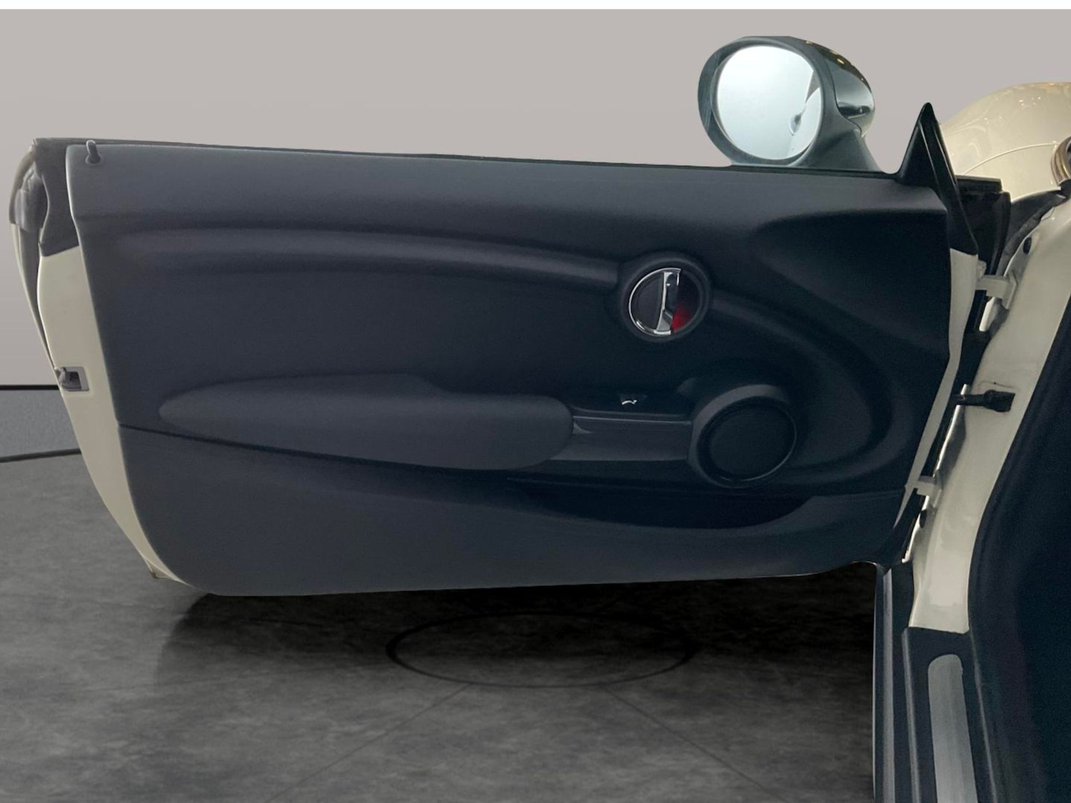 Used MINI Convertible 2016 for sale - 76379172: Photo 35