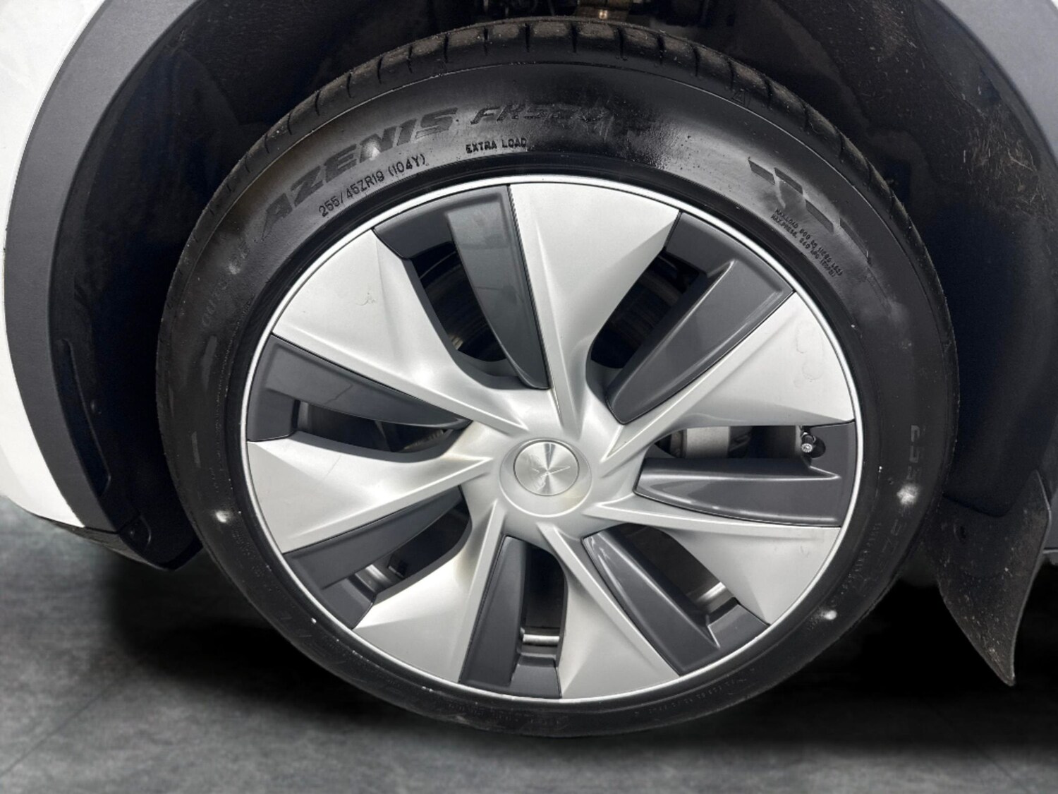 Used Tesla Model Y 2023 for sale - 77760364: Photo 30