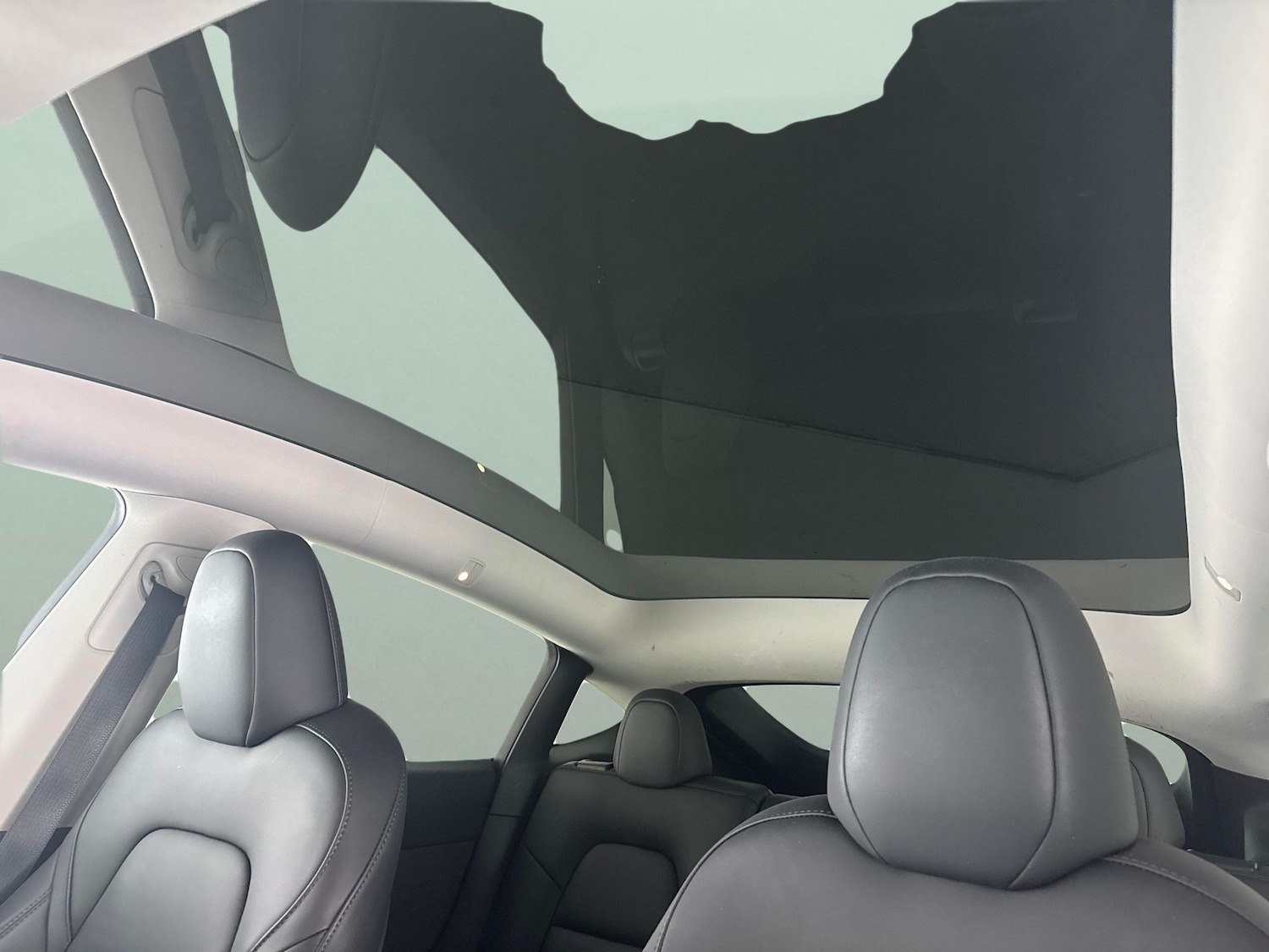 Used Tesla Model Y 2023 for sale - 77760364: Photo 5